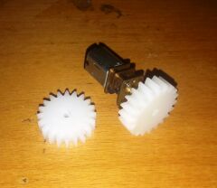 22mm Çaplı Plastik Dişli 20 Diş 7mm Kalınlık 3mm D Tip Mile N20 Motora Uyumlu