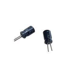 1000 Adet 10uF 16V Kısa Bacaklı Elektrolitik Kondansatör 4x7mm Bacaklar Arası 2mm Bacak Uzunluğu 5mm