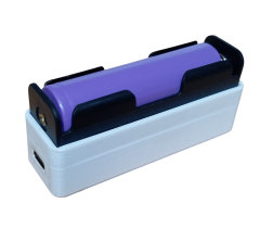 Mini Powerbank Tek Hücreli 18650 Li-Ion 3.7V Pil Type-C ile Şarj ve Mini USB Led Lamba