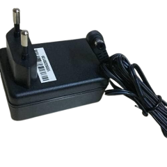 Amigo 12V 1.2A Modem ve Arduino Uyumlu Plastik Kasa Priz Tipi Adaptör AMS56-1201200SV-VP