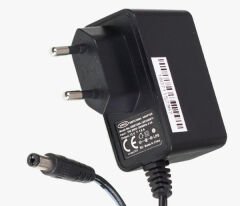 Amigo 12V 1A Modem ve Arduino Uyumlu Plastik Kasa Priz Tipi Adaptör AMS159A-1201000FV