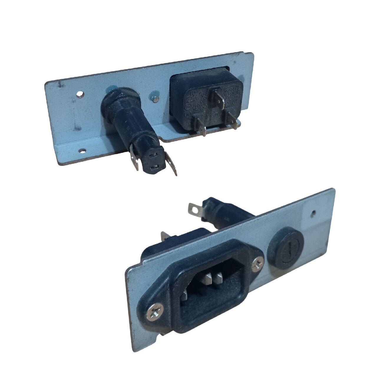 2 Adet Topraklı AC Power Soketi Erkek Kulaklı 220V ve Sigorta Yuvası Modülü