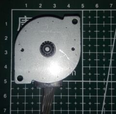 EM-245 Unipolar Step Motor (Çap 42mm) - 5 Uçlu